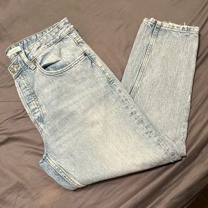 Zara Cropped Jeans